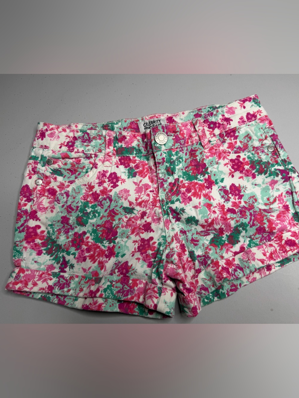 Celebrity Pink Floral Shorts Women’s Size 3 Pink Teal White Cuffed Hem